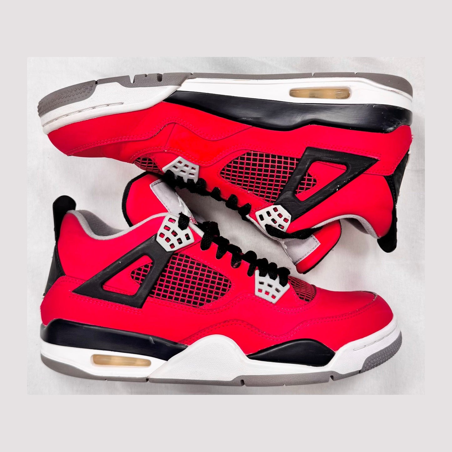 Jordan 4 Retro Toro Bravo (2013) (Pre-Owned)