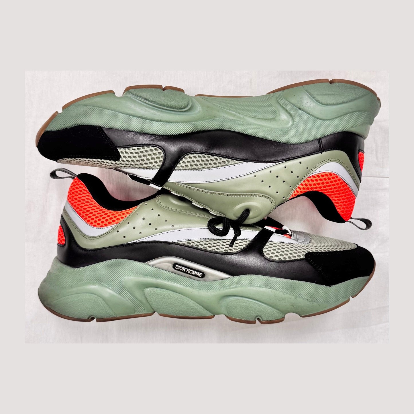 Dior B22 'Khaki Orange' (Pre-Owned)