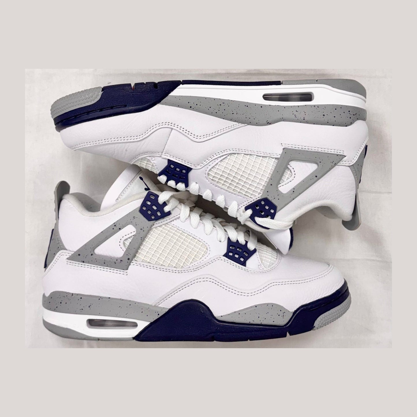 Jordan 4 Retro Midnight Navy  (Pre-Owned)