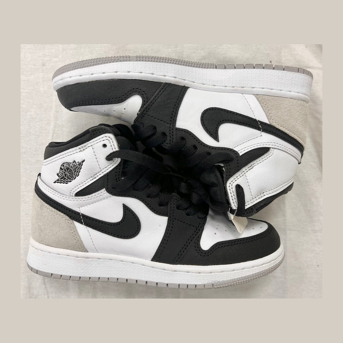 Jordan 1 Retro High OG Bleached Coral (GS) (Pre-Owned)