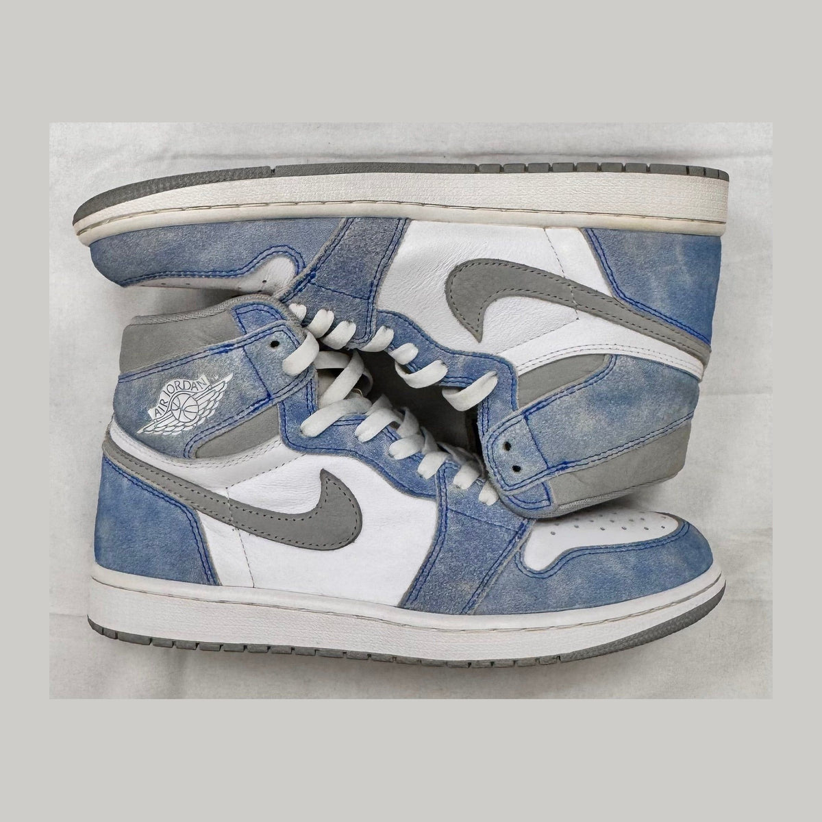 Jordan 1 Retro High Hyper Royal Smoke Grey (Pre-Owned)
