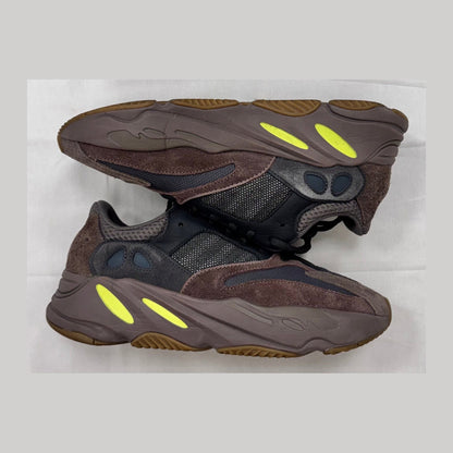 adidas Yeezy Boost 700 Mauve (Pre-Owned)