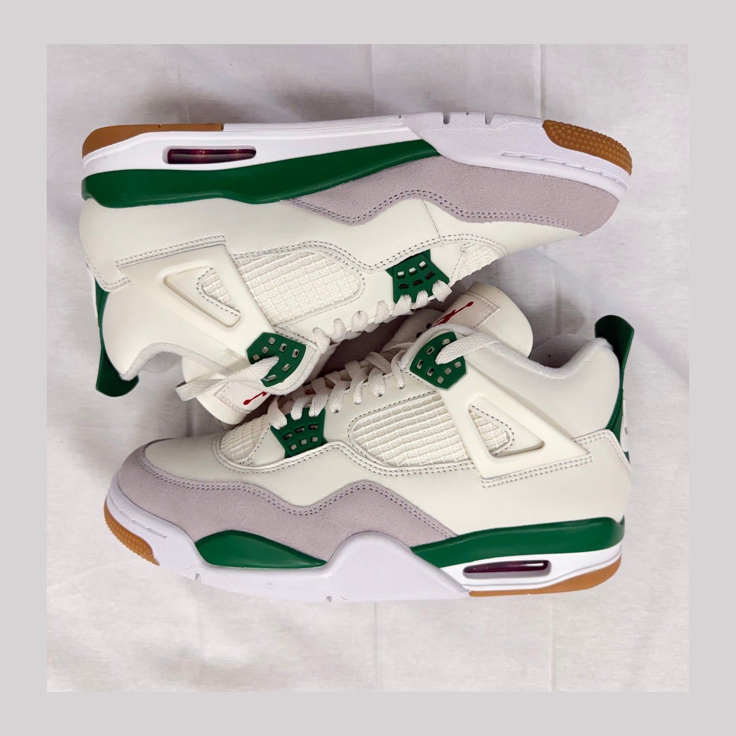 Jordan 4 Retro SB Pine Green (Pre-Owned)