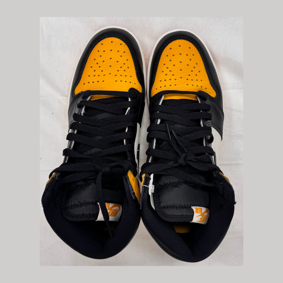 Jordan 1 Retro High OG Taxi (Pre-Owned)