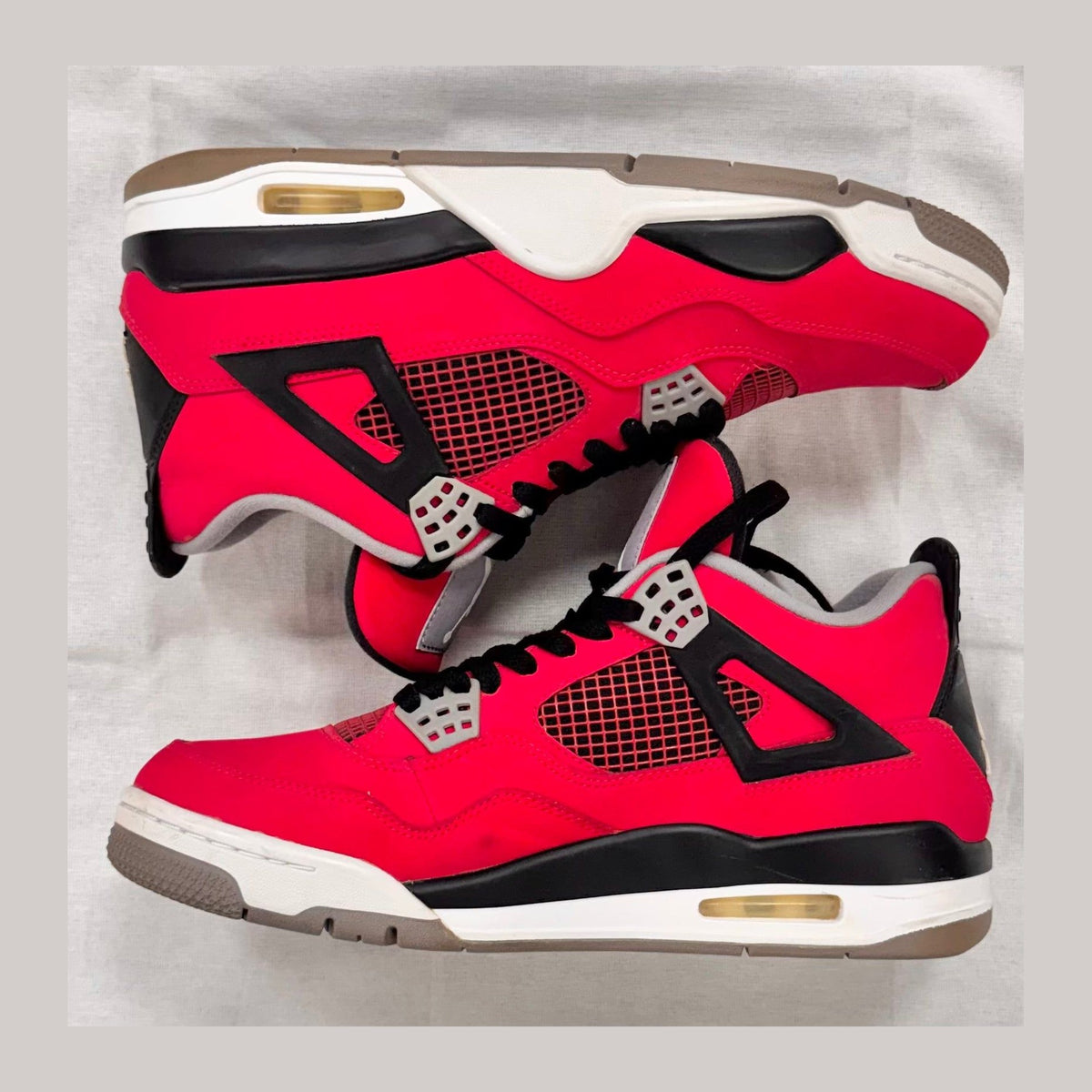 Jordan 4 Retro Toro Bravo (2013) (Pre-Owned)