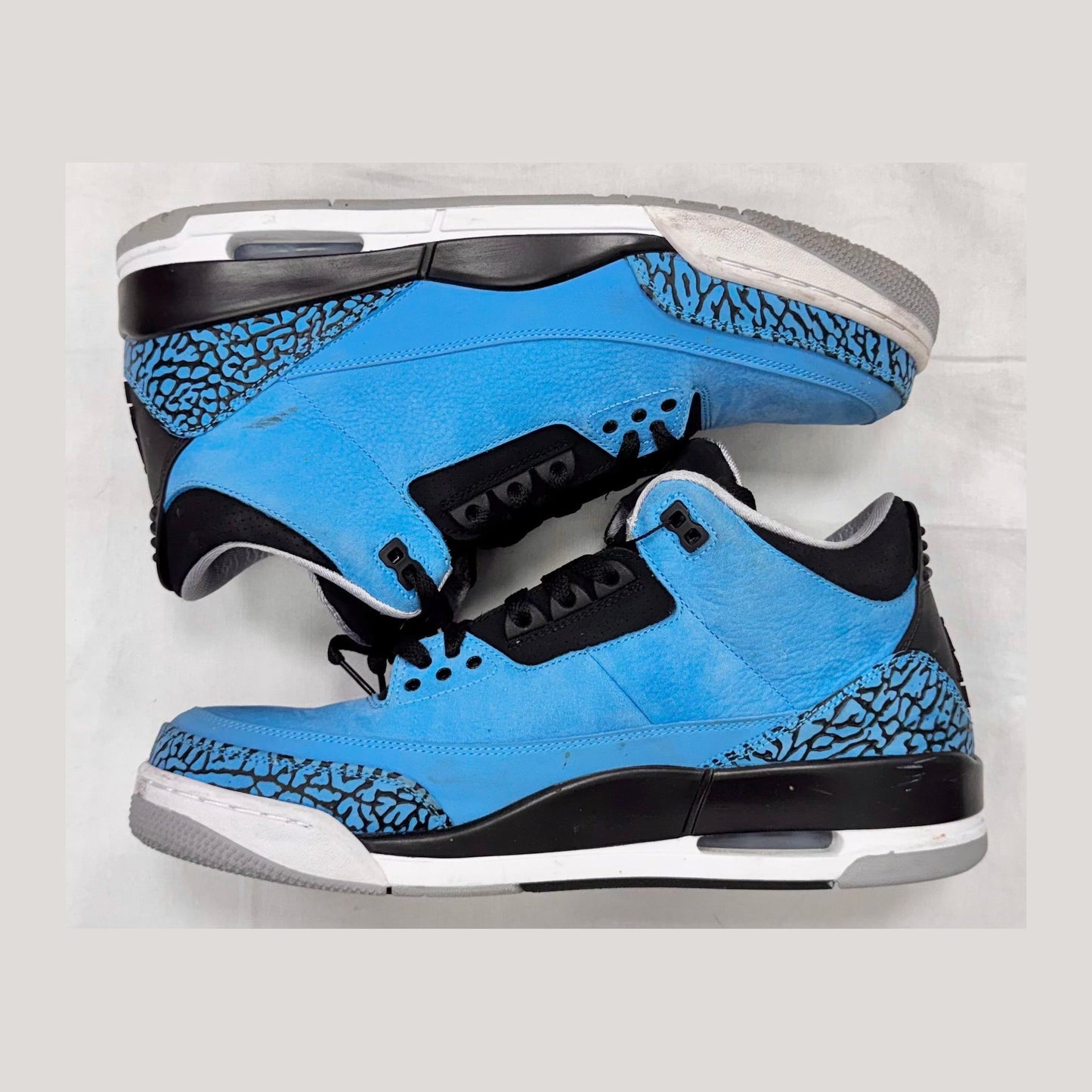 Jordan 3 Retro Powder Blue (Pre-Owned)