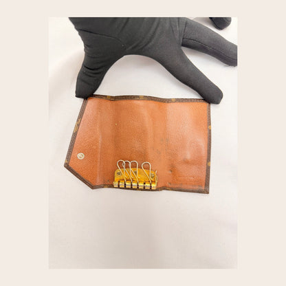 Louis Vuitton Vintage Monogram 6 Key Holder Case (Pre-owned)