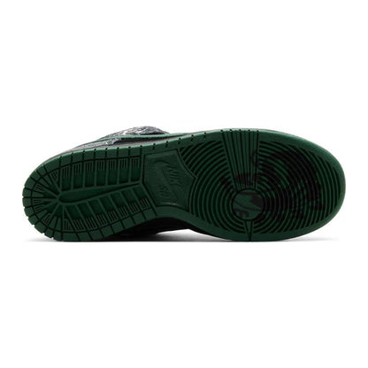 Nike SB Dunk Low There Skateboards