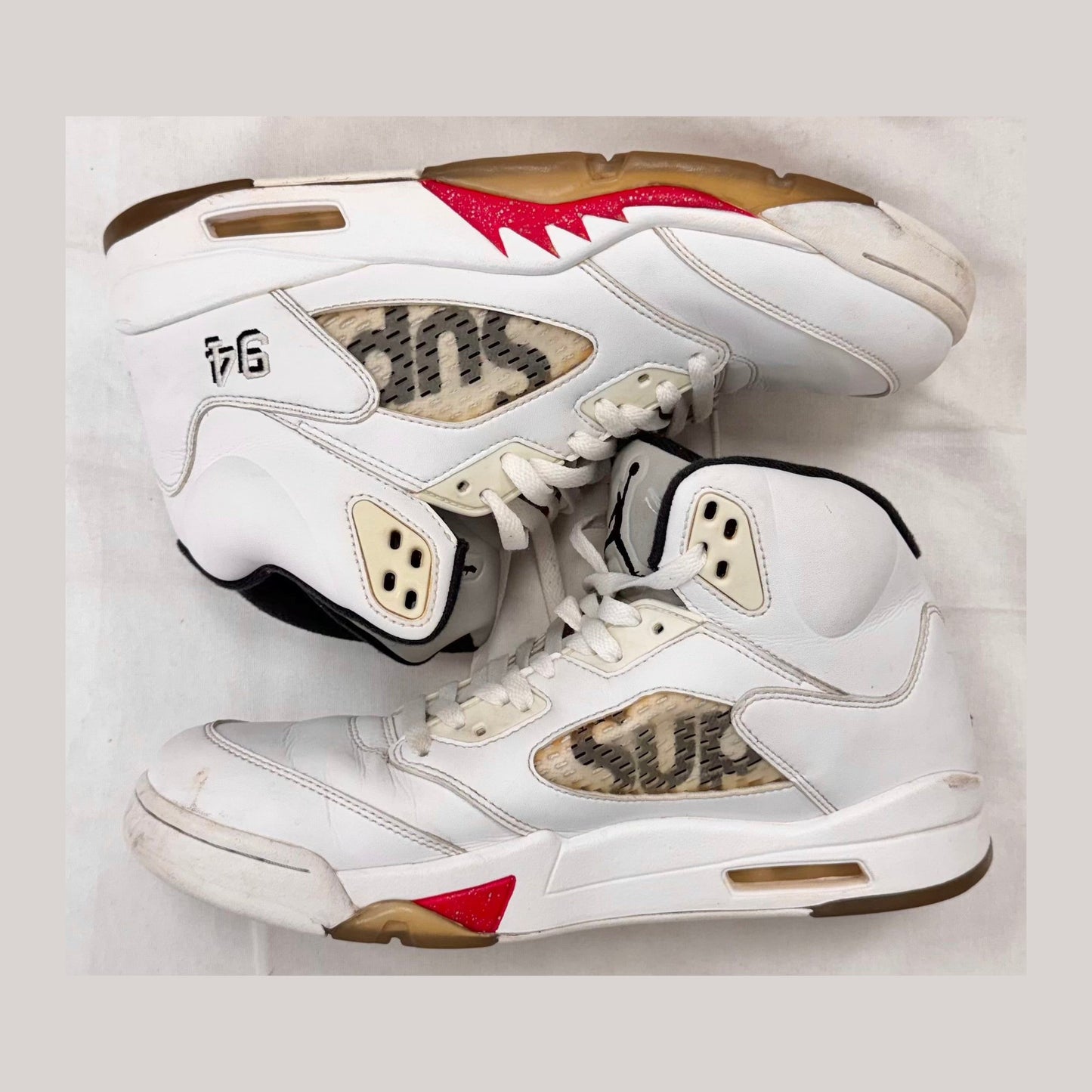 Jordan 5 Retro Supreme White (Pre-Owned)