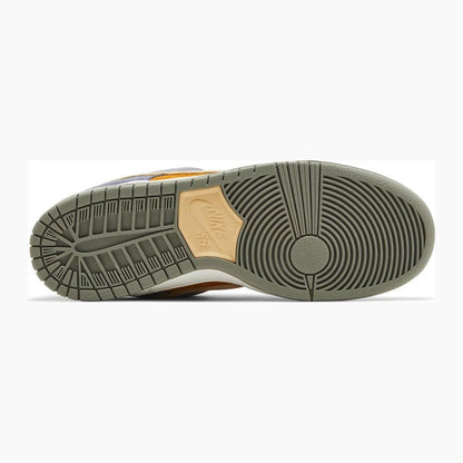 Nike SB Dunk Low Light Carbon Monarch