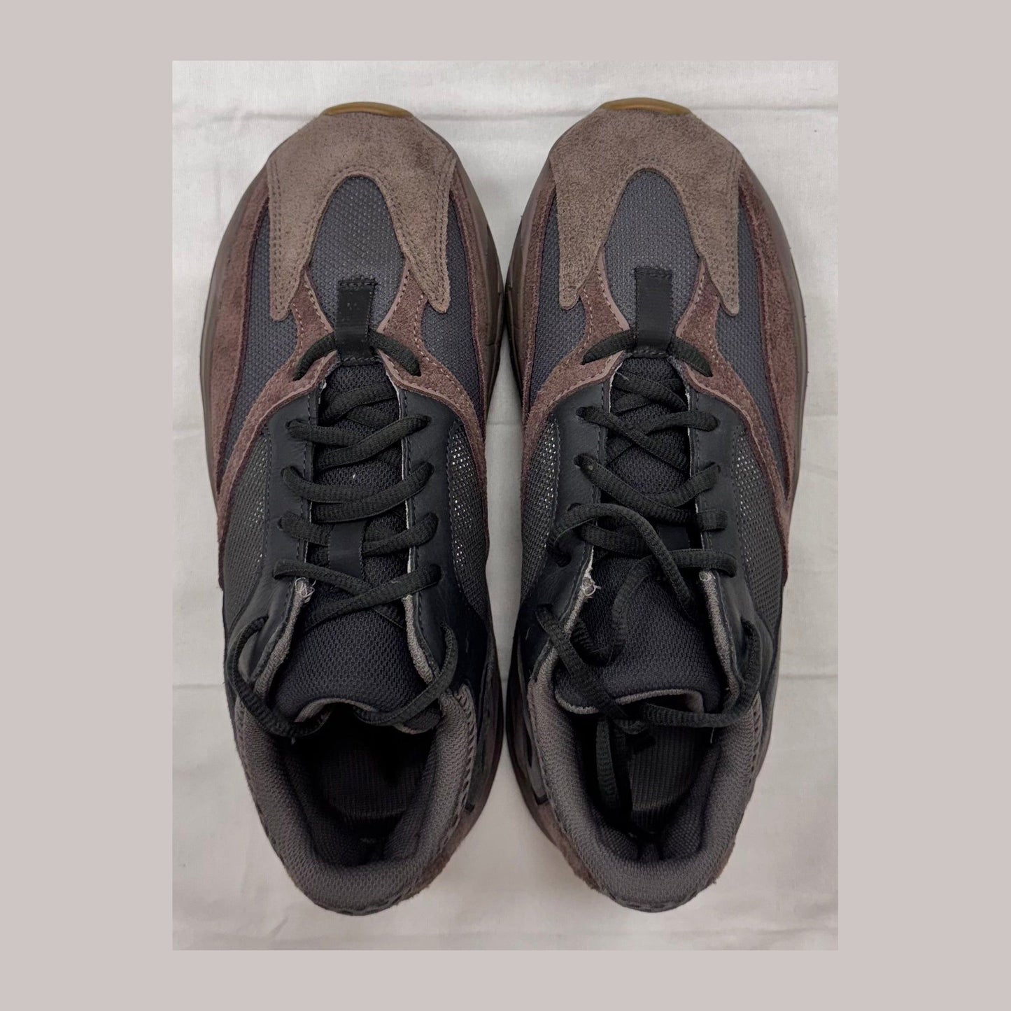 adidas Yeezy Boost 700 Mauve (Pre-Owned)