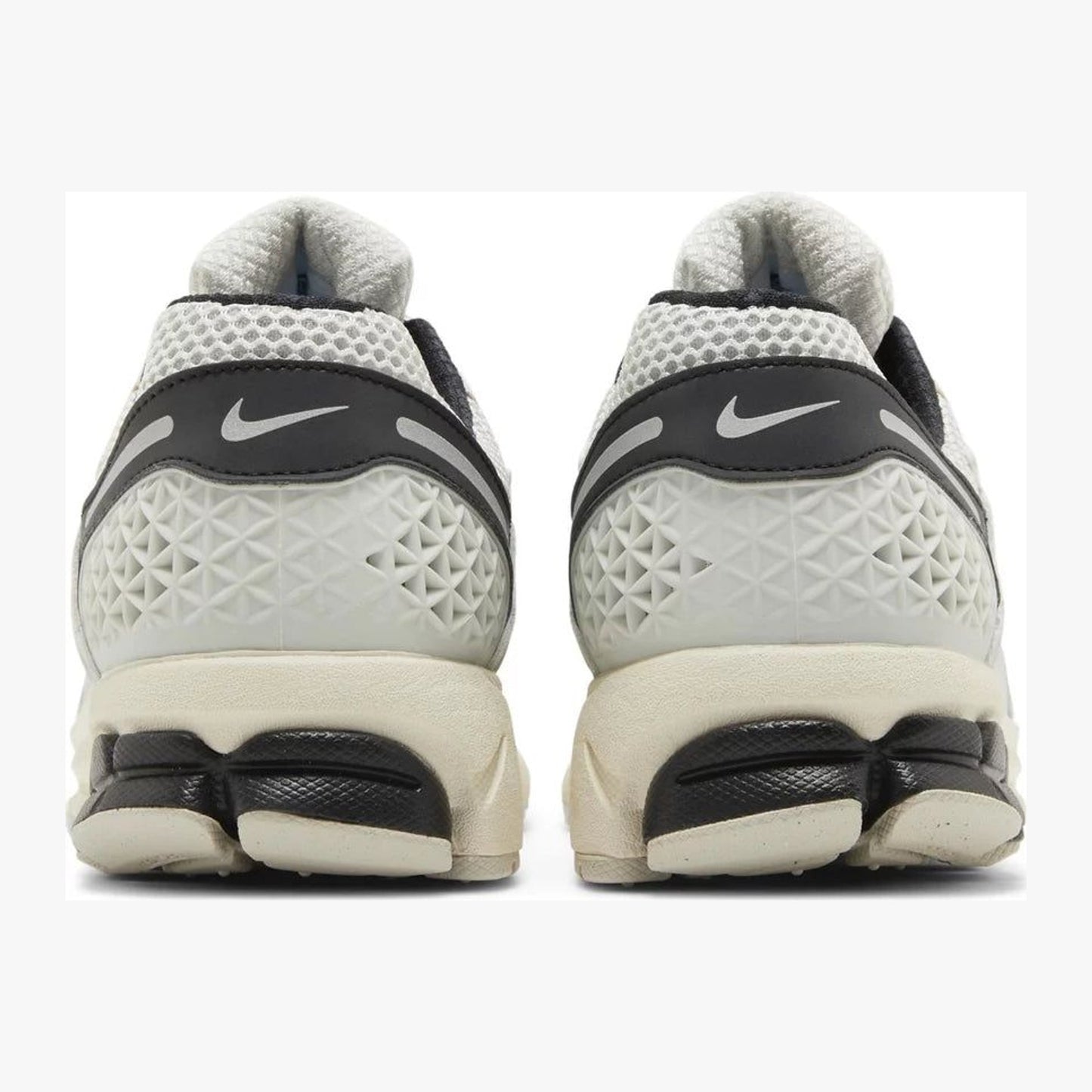 Nike Zoom Vomero 5 Supersonic Light Bone Black