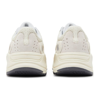 adidas Yeezy Boost 700 Analógicas (2019/2023)