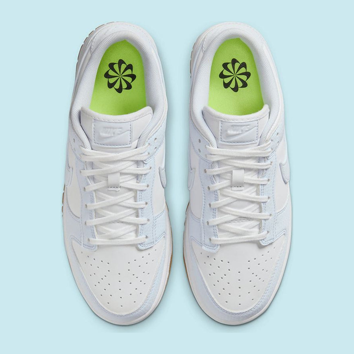 W Nike Dunk Low Next Nature "White/Football Grey"