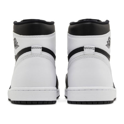 Jordan 1 Retro High OG Negro Blanco