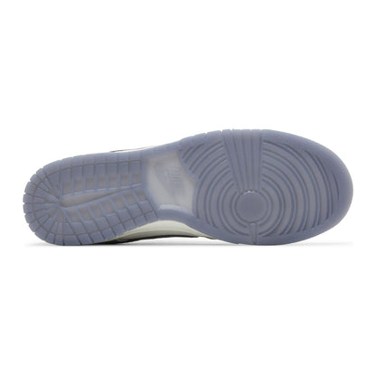 Nike Dunk Low SE Carbono claro