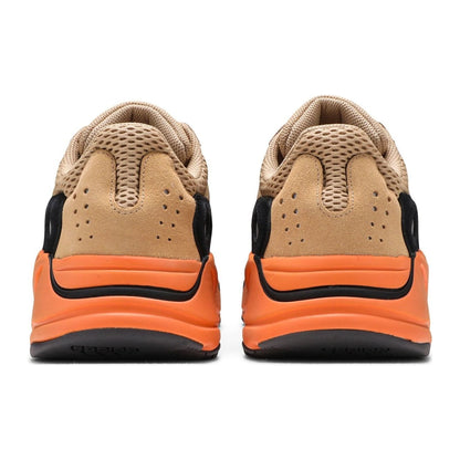 adidas Yeezy Boost 700 Enflame Ámbar