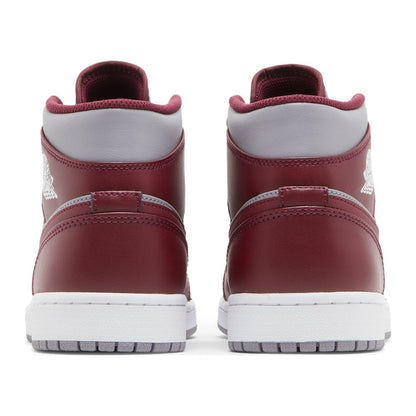 Jordan 1 Mid Rojo Cerezo