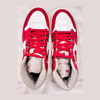 Jordan 1 Retro High OG Varsity Red (Women's) (Pre-Owned)