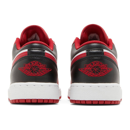 Jordan 1 Low Bulls (GS)
