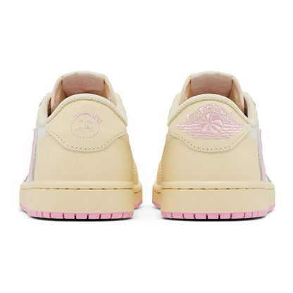 Jordan 1 Retro Low OG SP Travis Scott Shy Pink