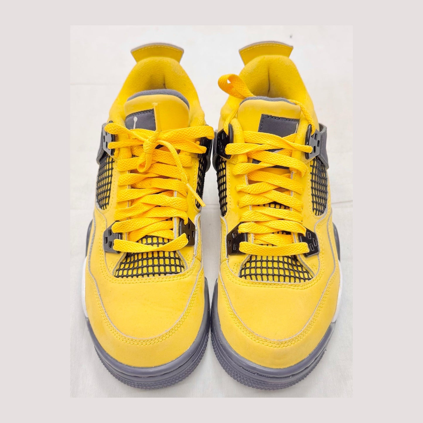 Jordan 4 Retro Lightning (2021) (GS) (Pre-Owned)