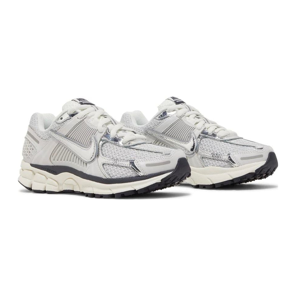 Nike Zoom Vomero 5 Photon Dust Plata Metálico (Mujer)