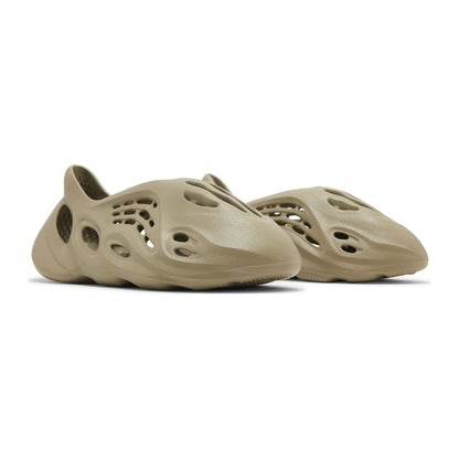 adidas Yeezy Foam RNR Stone Salt