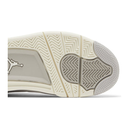 Jordan 4 Retro Frozen Moments (Mujer)