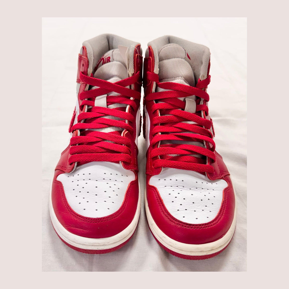 Jordan 1 Retro High OG Varsity Red (Women's) (Pre-Owned)
