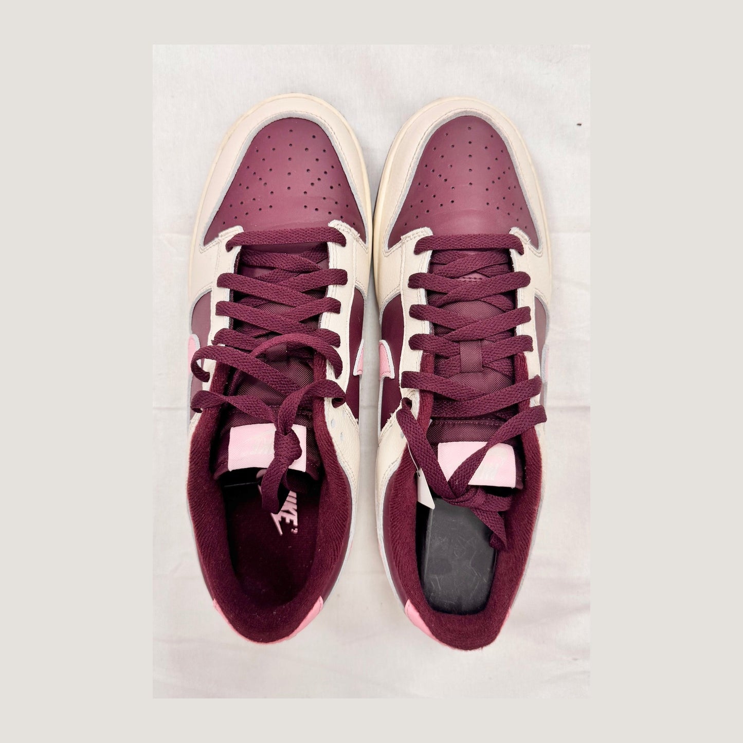 Nike Dunk Low Retro PRM Valentine's Day (2023) (Pre-Owned)