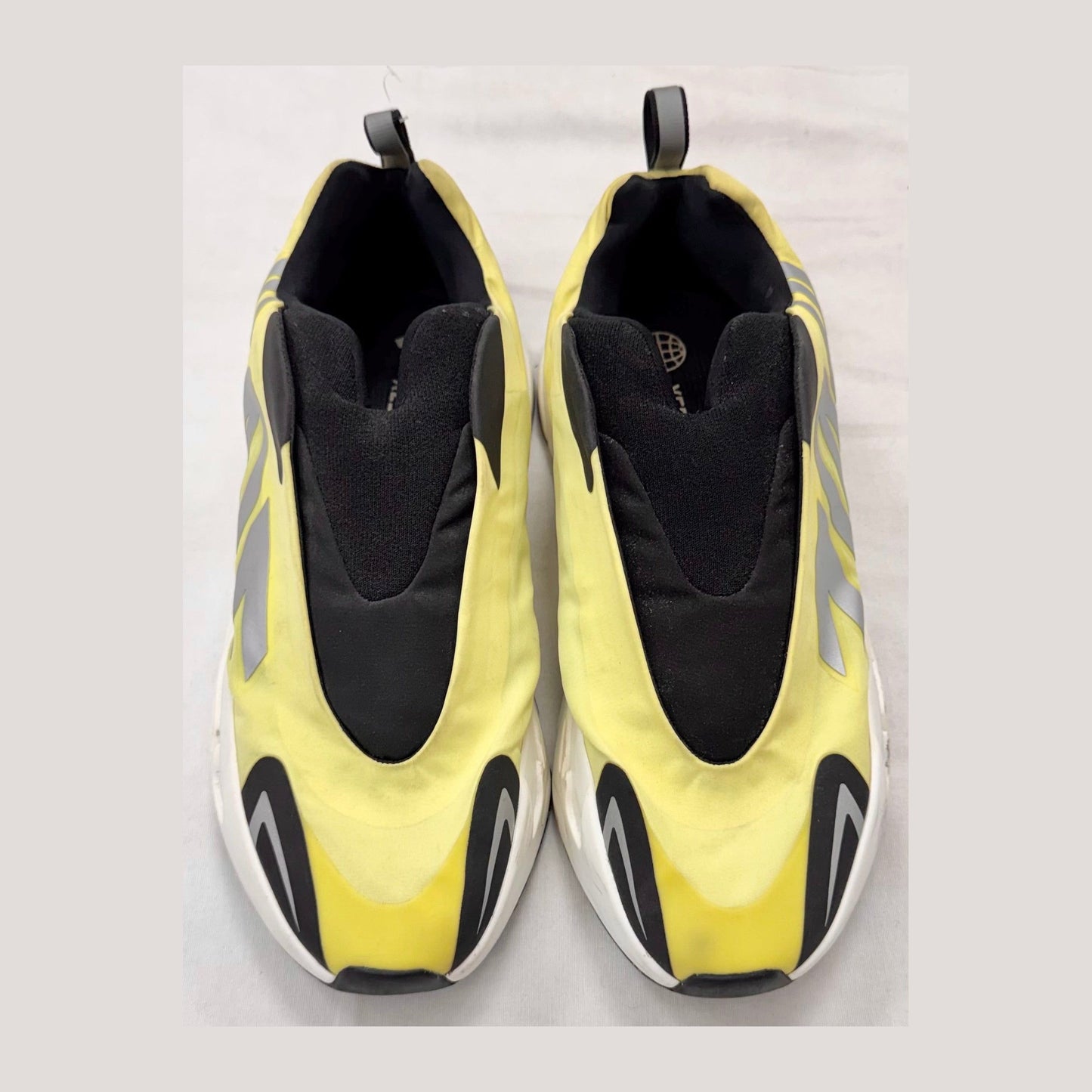 Adidas Yeezy Boost 700 MNVN Laceless Phosphor (Pre-Owned)