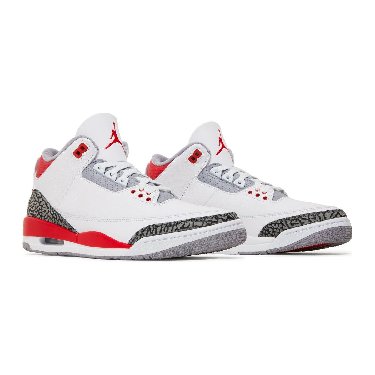 Jordan 3 Retro Rojo Fuego (2022)