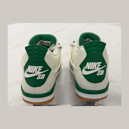 Jordan 4 Retro SB Pine Green (Pre-Owned)
