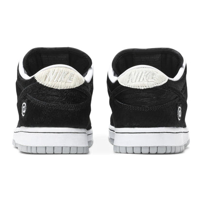 Juguete Nike SB Dunk Low Medicom (2020)