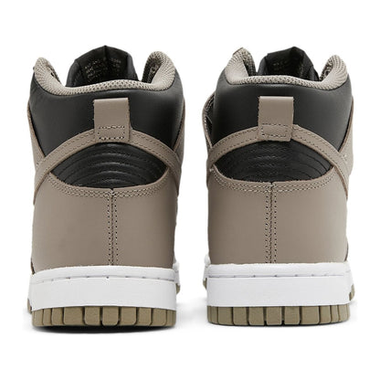 Nike Dunk High Moon Fossil (Mujer)