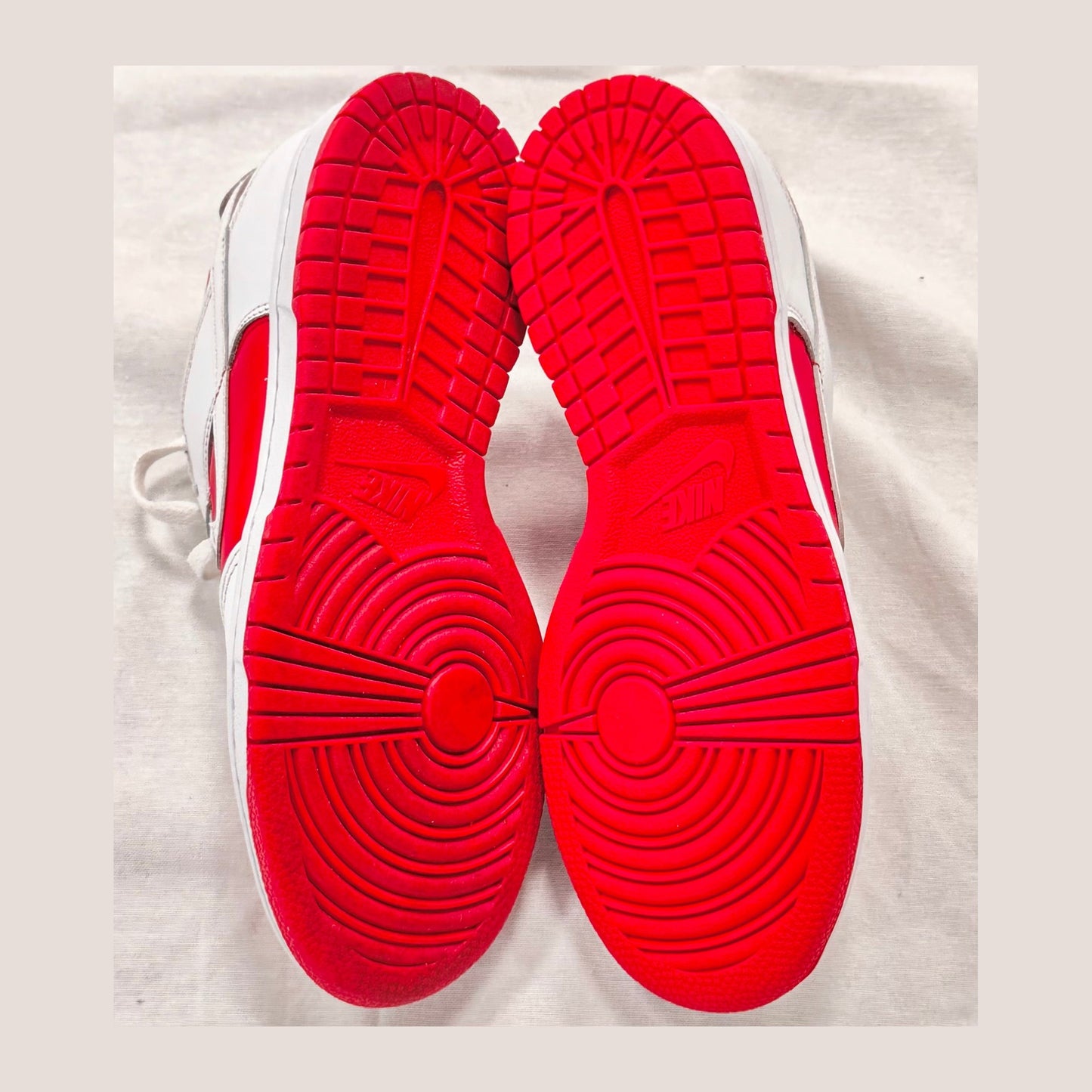 Nike Dunk Low Championship Red (GS) (Pre-Owned)