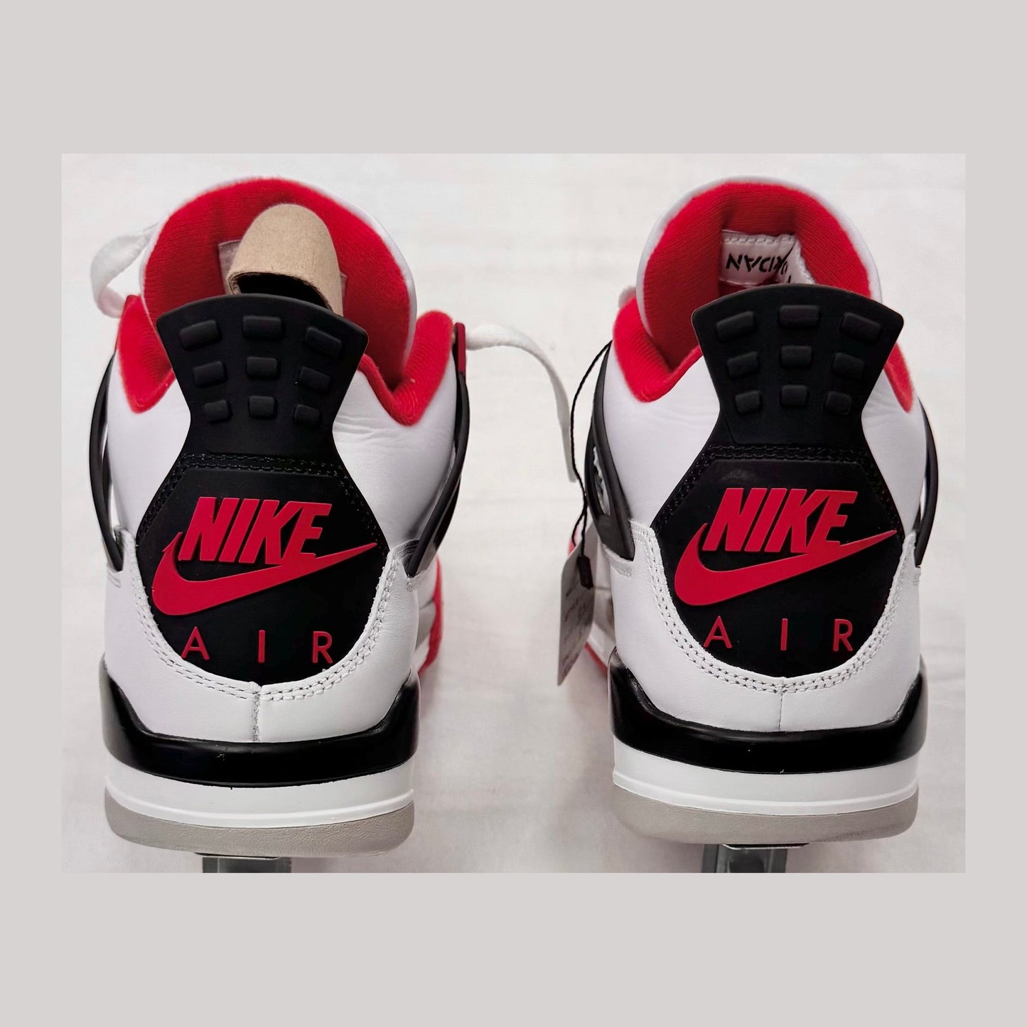 Jordan 4 Retro Fire Red (2020) (Pre-Owned)
