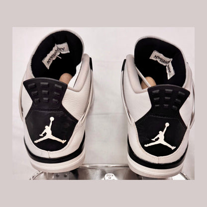 Jordan 4 Retro Military Black (Pre-Owned)