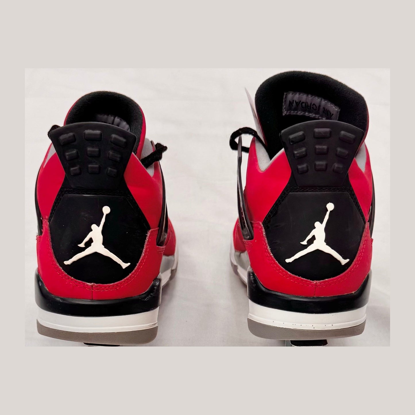 Jordan 4 Retro Toro Bravo (2013) (Pre-Owned)