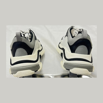 Balenciaga Triple S Grey White (Pre-Owned)