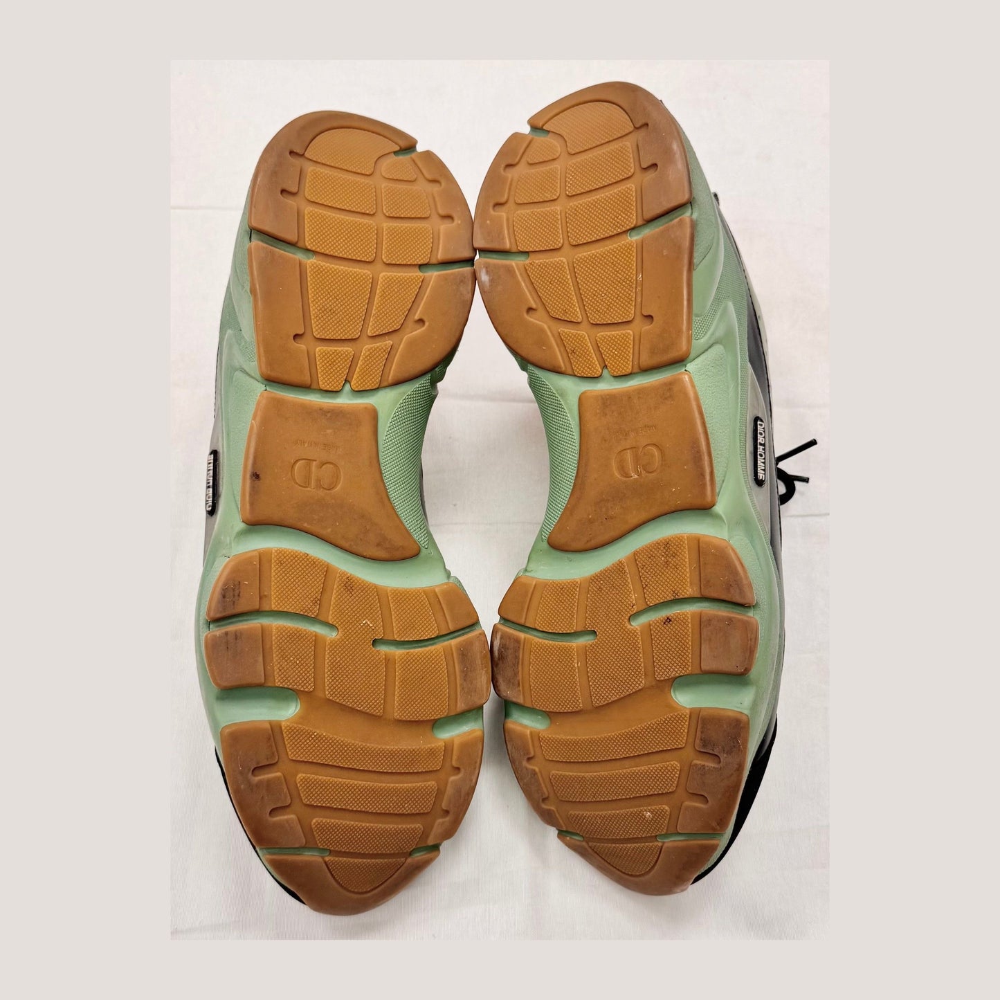 Dior B22 'Khaki Orange' (Pre-Owned)