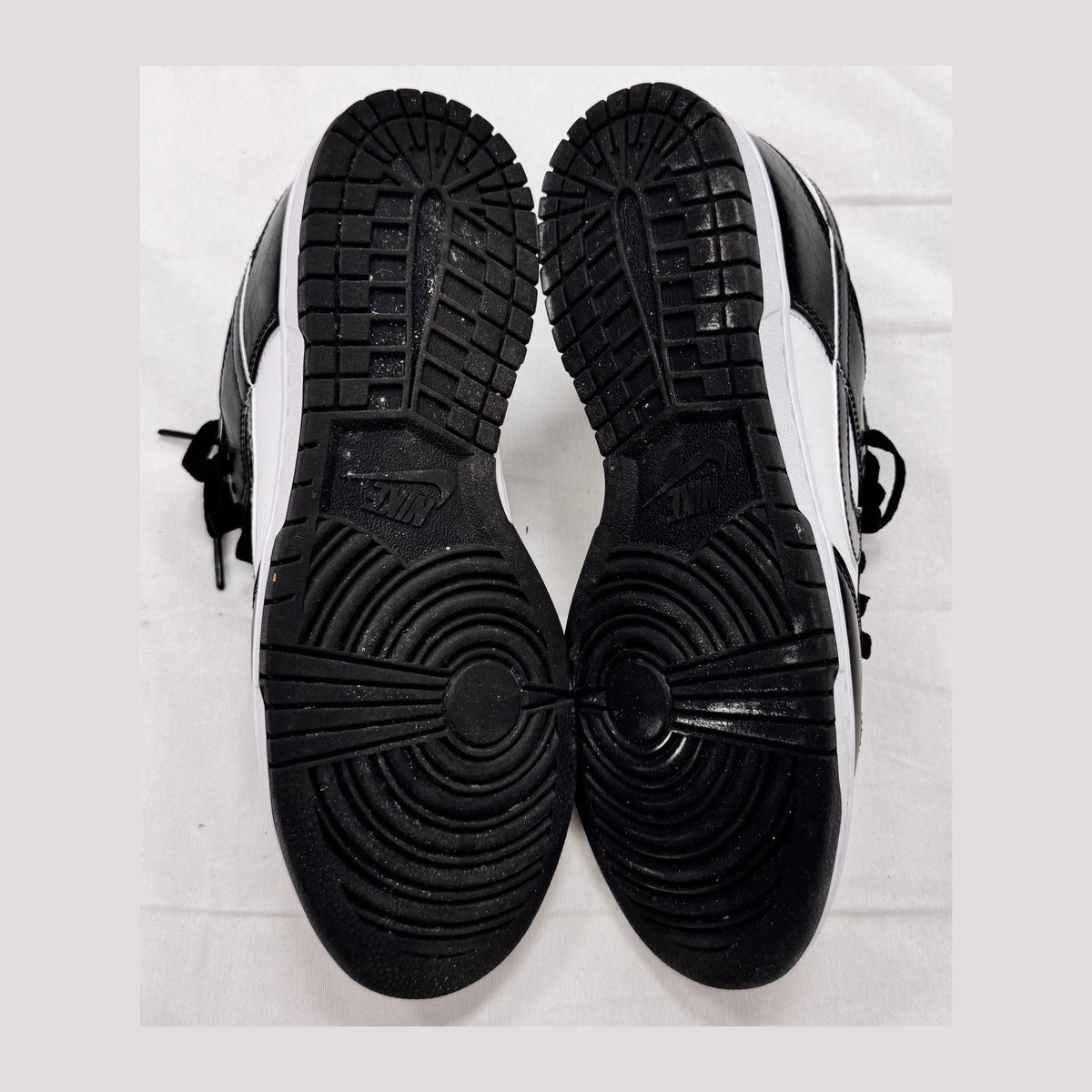 Nike Dunk Low SE World Champs Black White (Pre-Owned)
