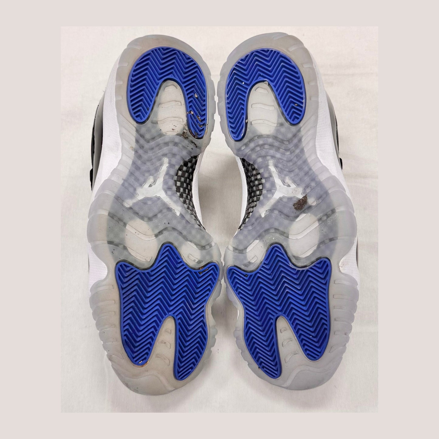 Jordan 11 Retro Low Space Jam (Pre-Owned)