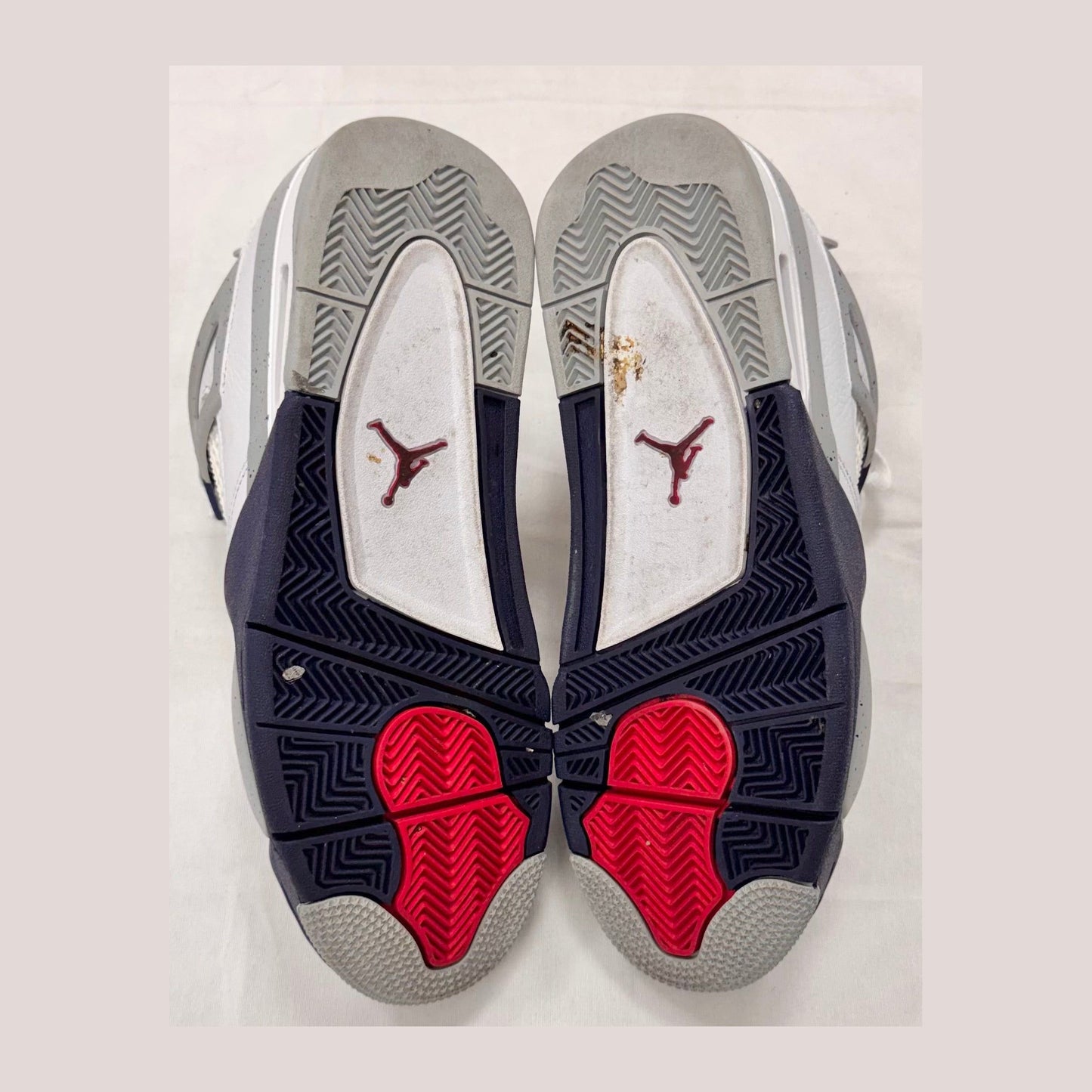 Jordan 4 Retro Midnight Navy  (Pre-Owned)