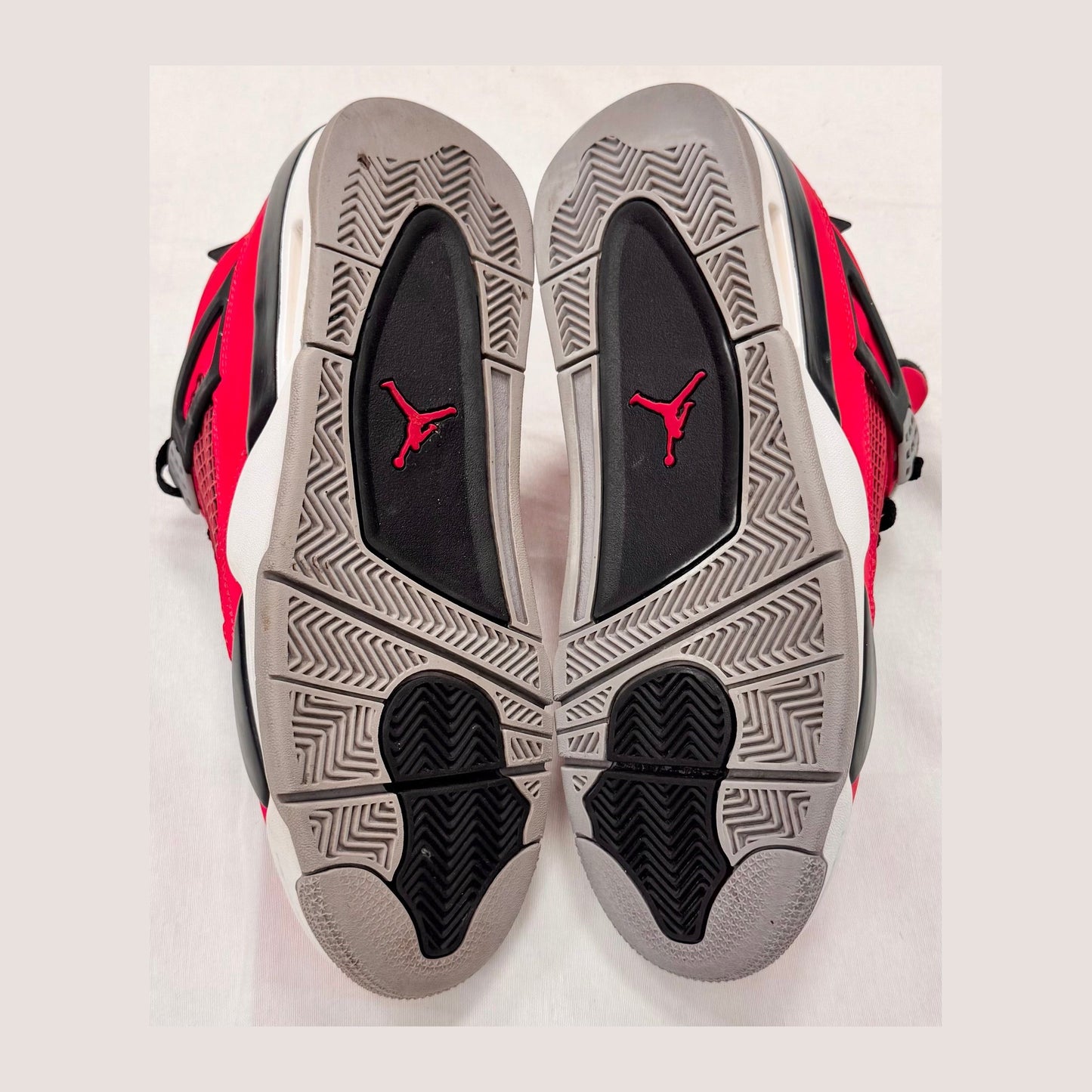 Jordan 4 Retro Toro Bravo (2013) (Pre-Owned)