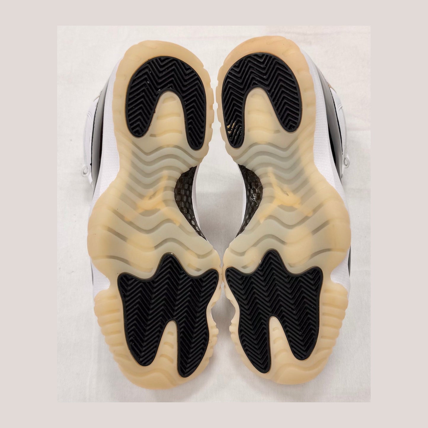 Jordan 11 Retro DMP Gratitude (2023) (Pre-Owned)