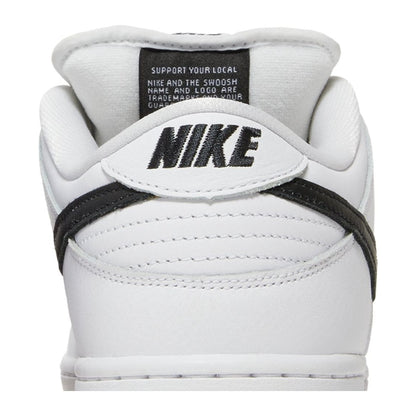Nike SB Dunk Low Pro White Gum