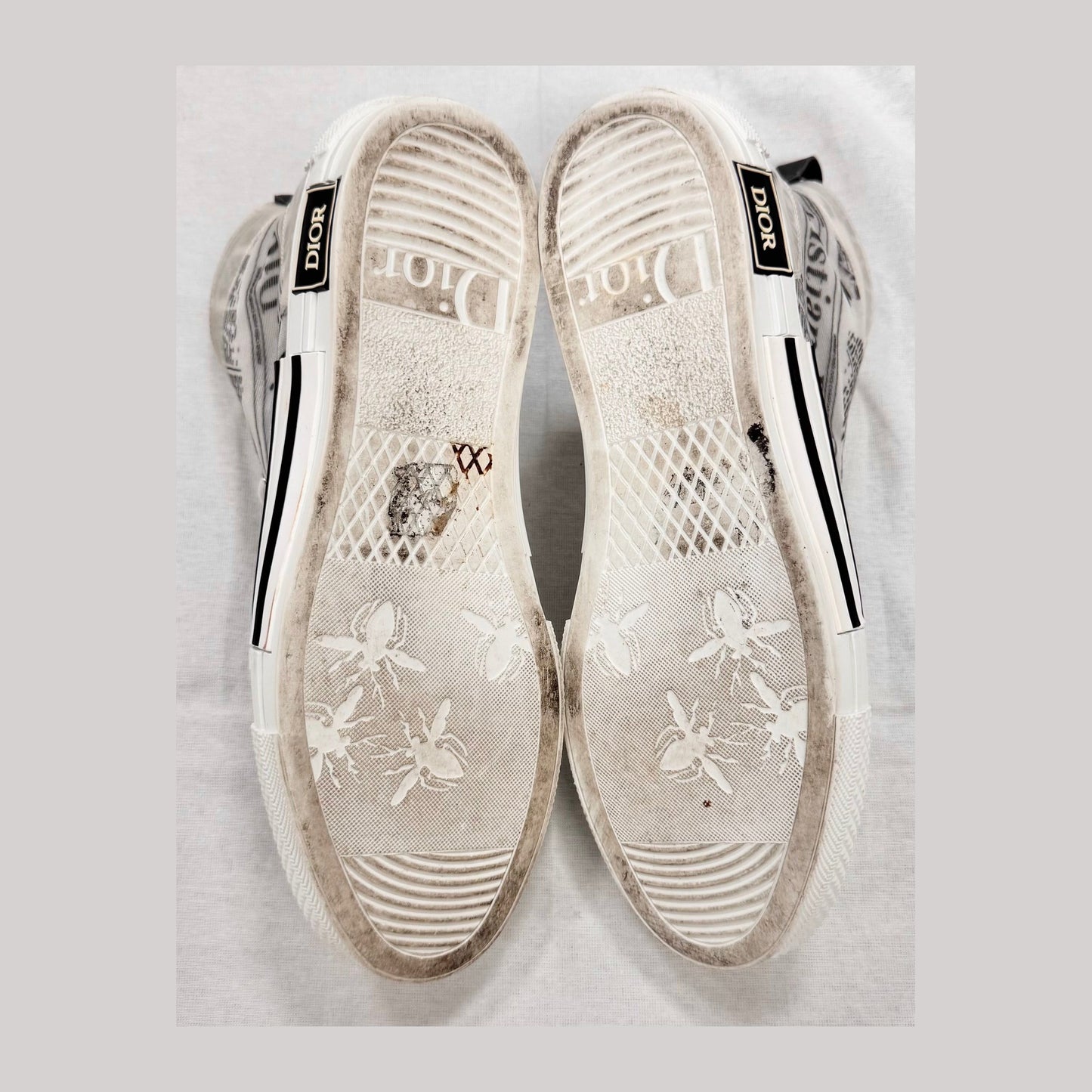 Dior B23 High Top Daniel Arsham Newspaper (Pre-Owned)