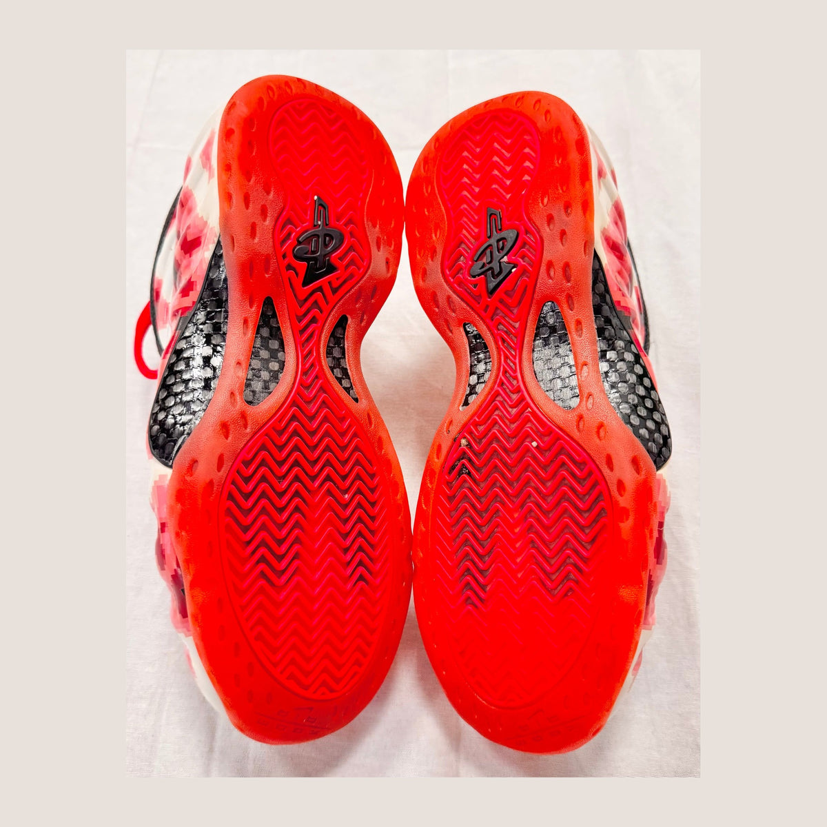 Nike Air Foamposite One Thermal Map (Pre-Owned)